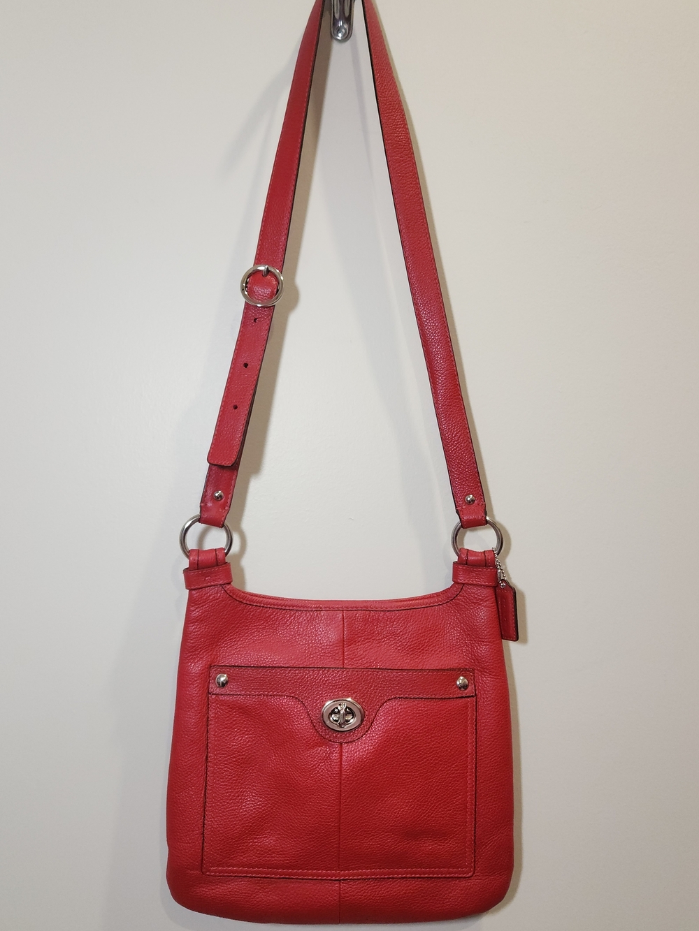 Classic Red Coach Penelope - Shoulder Purse